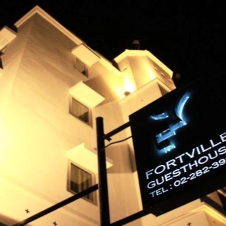 Fortville Guesthouse Bangkok Exterior foto